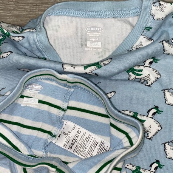 Old Navy Polar Bear Stripe Pajama Set 2T Light Blue White. - Picture 4 of 8